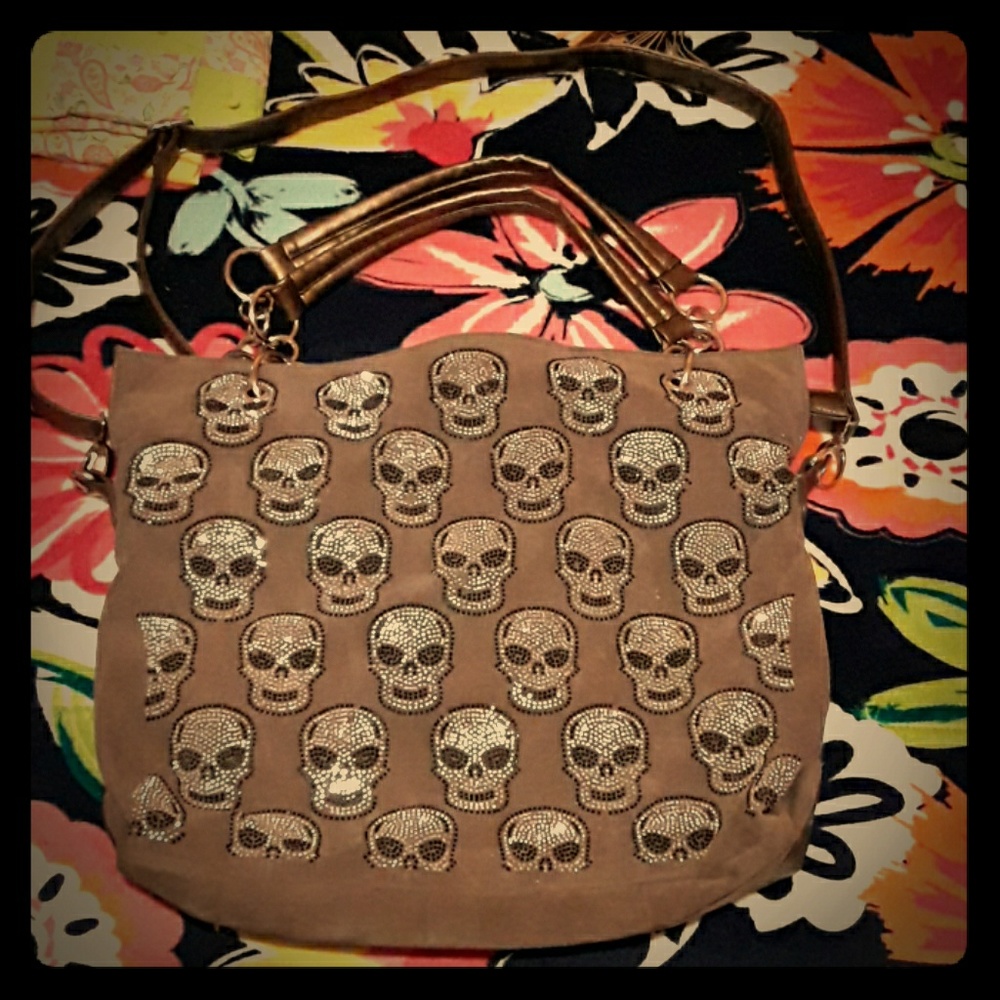 Skull purse